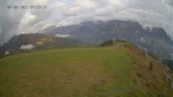 Archiv Foto Webcam Ladurns: Blick von der Bergstation Wastenegg 06:00