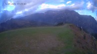 Archiv Foto Webcam Ladurns: Blick von der Bergstation Wastenegg 17:00