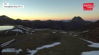 Archiv Foto Webcam Bergstation Smaragdbahn (Wildkogel-Arena) 17:00