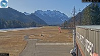 Archived image Webcam Hoefen airport, Tyrol 11:00