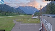 Archived image Webcam Hoefen airport, Tyrol 19:00