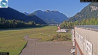 Archiv Foto Webcam Flugplatz Höfen, Tirol 07:00
