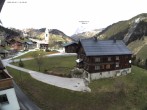 Archiv Foto Webcam Dorfzentrum von Warth 11:00