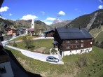 Archiv Foto Webcam Dorfzentrum von Warth 09:00