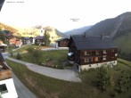 Archiv Foto Webcam Dorfzentrum von Warth 05:00