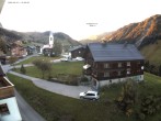 Archiv Foto Webcam Dorfzentrum von Warth 19:00