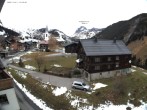 Archiv Foto Webcam Dorfzentrum von Warth 13:00