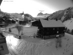 Archiv Foto Webcam Dorfzentrum von Warth 16:00