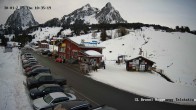 Archived image Webcam base station Brunni-Haggenegg mountain railways 09:00