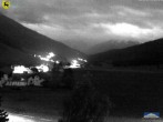 Archiv Foto Webcam Dorf Tschierv 03:00