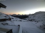 Archived image Webcam Arflina: View towards the valley 06:00