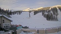 Archived image Webcam Alberta, Marmot Basin Mid Mountain 09:00