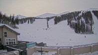 Archived image Webcam Alberta, Marmot Basin Mid Mountain 15:00