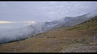 Archived image Webcam Alberta, Marmot Basin Upper Mountain 09:00