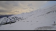 Archived image Webcam Alberta, Marmot Basin Upper Mountain 08:00