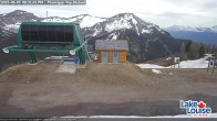 Archived image Webcam Outlook Chateau Lake Louise 18:00