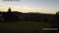 Archiv Foto Webcam Braunlage-Hohegeiß: Blick über das Tal 17:00