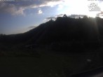 Archiv Foto Webcam Winterberg: Blick vom Quick Jet zur Sprungschanze 05:00