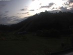 Archiv Foto Webcam Winterberg: Blick vom Quick Jet zur Sprungschanze 05:00
