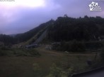 Archiv Foto Webcam Winterberg: Blick vom Quick Jet zur Sprungschanze 05:00