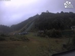 Archiv Foto Webcam Winterberg: Blick vom Quick Jet zur Sprungschanze 05:00
