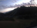 Archiv Foto Webcam Winterberg: Blick vom Quick Jet zur Sprungschanze 05:00