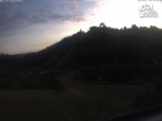 Archiv Foto Webcam Winterberg: Blick vom Quick Jet zur Sprungschanze 05:00