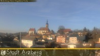 Archived image Webcam Arzberg and the Maria Magdalena Church (Fichtelgebirge) 13:00