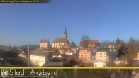 Archived image Webcam Arzberg and the Maria Magdalena Church (Fichtelgebirge) 13:00