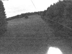 Archiv Foto Webcam Eschenberglifte Niedersfeld Blick auf die Piste 19:00