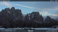 Archived image Webcam Dirupi di Larséc 07:00