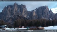 Archived image Webcam Dirupi di Larséc 06:00