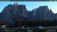Archiv Foto Webcam Val di Fassa - Dirupi di Larséc 05:00