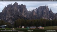 Archived image Webcam Dirupi di Larséc 06:00