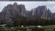 Archived image Webcam Dirupi di Larséc 07:00