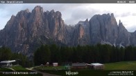 Archiv Foto Webcam Val di Fassa - Dirupi di Larséc 05:00