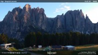 Archiv Foto Webcam Val di Fassa - Dirupi di Larséc 05:00