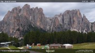 Archiv Foto Webcam Val di Fassa - Dirupi di Larséc 13:00