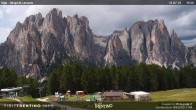 Archiv Foto Webcam Val di Fassa - Dirupi di Larséc 15:00