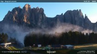 Archiv Foto Webcam Val di Fassa - Dirupi di Larséc 05:00