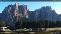 Archiv Foto Webcam Val di Fassa - Dirupi di Larséc 06:00