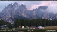 Archiv Foto Webcam Val di Fassa - Dirupi di Larséc 05:00