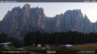 Archiv Foto Webcam Val di Fassa - Dirupi di Larséc 05:00