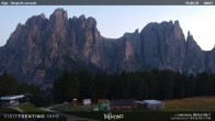 Archiv Foto Webcam Val di Fassa - Dirupi di Larséc 05:00