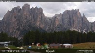 Archiv Foto Webcam Val di Fassa - Dirupi di Larséc 13:00