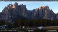 Archiv Foto Webcam Val di Fassa - Dirupi di Larséc 17:00