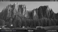 Archived image Webcam Dirupi di Larséc 05:00