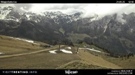 Archived image Webcam Fassatal - mountain hut Baita de Cruz 11:00