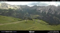 Archived image Webcam Fassatal - mountain hut Baita de Cruz 17:00