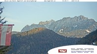 Archived image Webcam View to Kaisergebirge 15:00